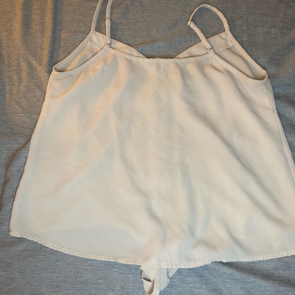 blouse - Picture 2 of 3